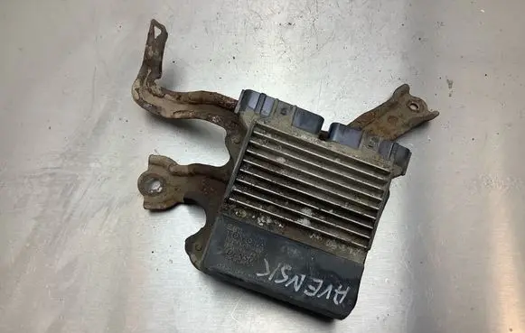 Toyota Avensis T250 Fuel injection control unit/module 8987171010 1310001331