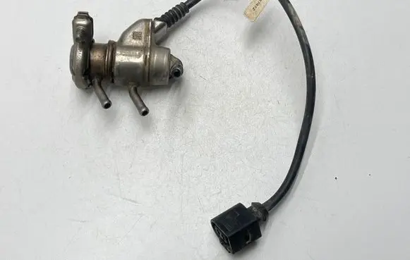 Volkswagen Transporter - Caravelle T6 AdBlue injector 7E0131113C