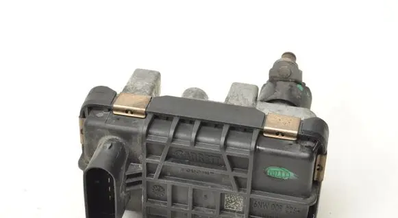 Volvo V70 Turbo charger electric actuator 6NW009228
