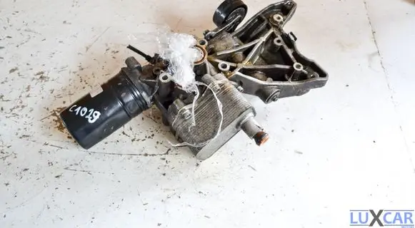 Audi A3 S3 8P Oil filter mounting bracket 06J903143AH 69996