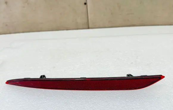Tesla Model S Rear tail light reflector 6007705