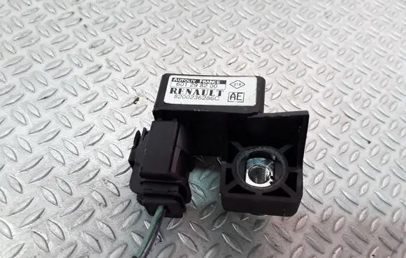 Renault Megane II Airbag deployment crash/impact sensor 8200236286C