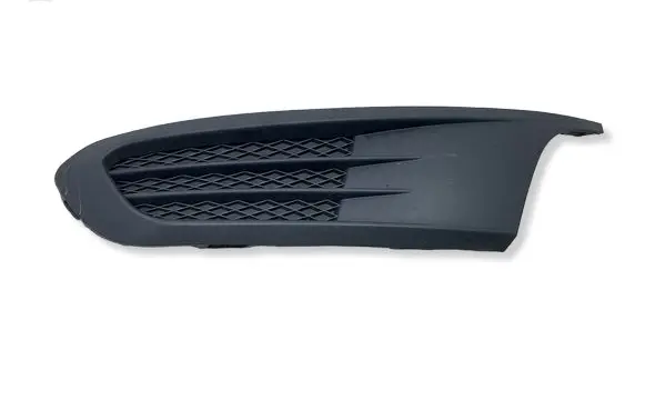 Volkswagen Jetta VI Front bumper lower grill 5C6853665