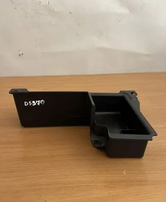 BMW X5 E70 Glove box 51457145919 D5370