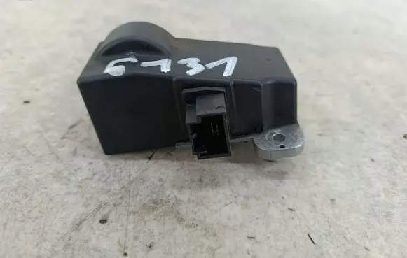 Volkswagen PASSAT B6 Steering wheel lock 