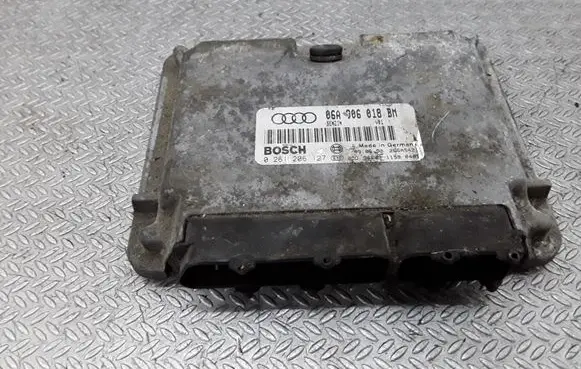 Audi A3 S3 8L Engine control unit/module 0261206127 06A906018BM