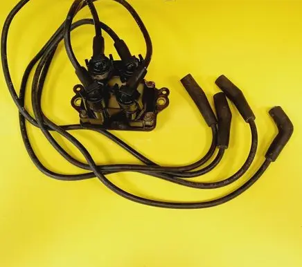 Ford Escort High voltage ignition coil 88SF12029A2A 96BF12257AB