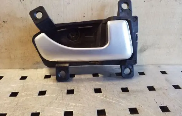 KIA Sportage Front door interior handle 826203U000