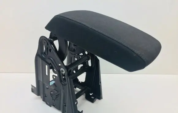 Skoda Octavia Mk2 (1Z) Armrest 1Z0864207 1Z0864207C