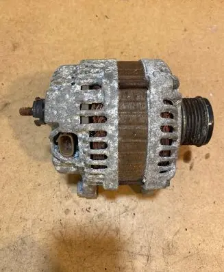 Nissan Juke I F15 Generator/alternator A3TJ4081ZE 231003VD1A