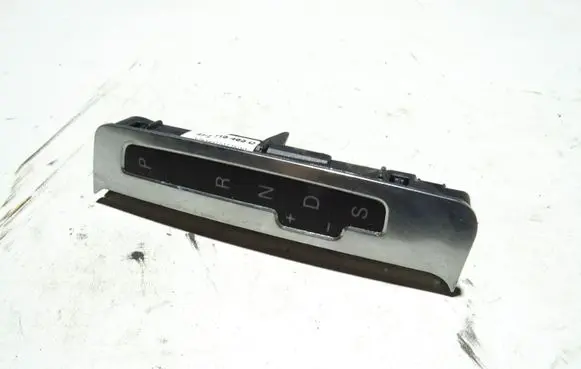 Audi A6 S6 C6 4F Gear shift selector indicator 4F2713463D