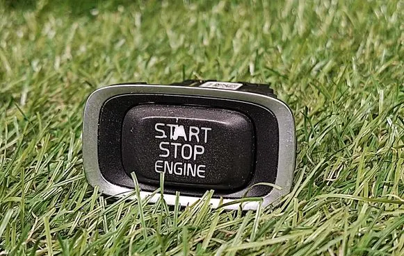 Volvo S60 Engine start stop button switch 31318791