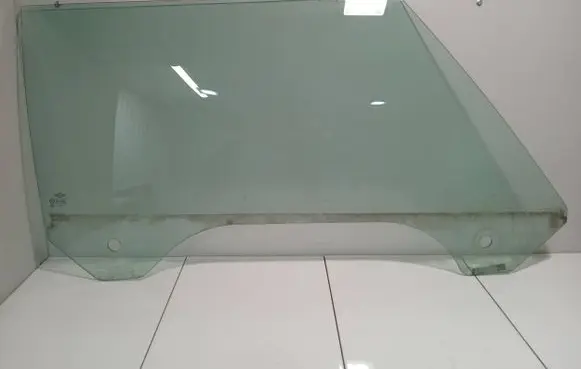 Mini One - Cooper R50 - 53 Front door window glass four-door 43R00049 E000258 DOT24AS2M25