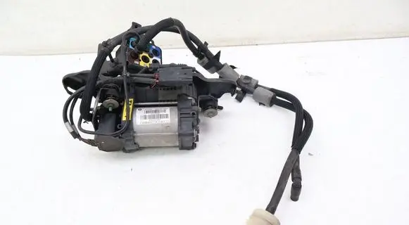 Jeep Grand Cherokee Air suspension compressor/pump 68204730AD