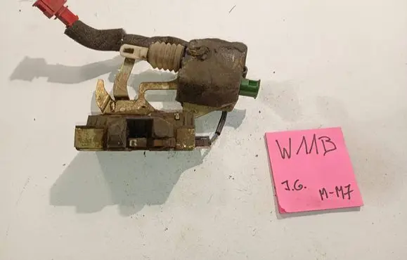Volkswagen Sharan Tailgate window lock/catch/latch 121212121