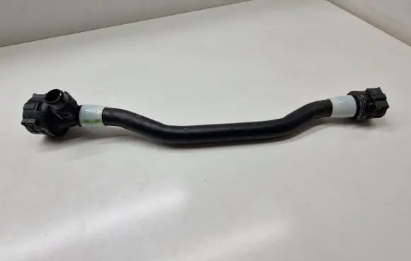 BMW i4 Engine coolant pipe/hose 8475683