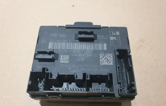 Audi A3 S3 8V Door control unit/module 5Q0959592E 5Q0959592B