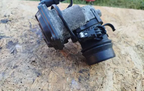 Mini Cooper Countryman R60 Throttle body valve 7810752 8506684 11884414