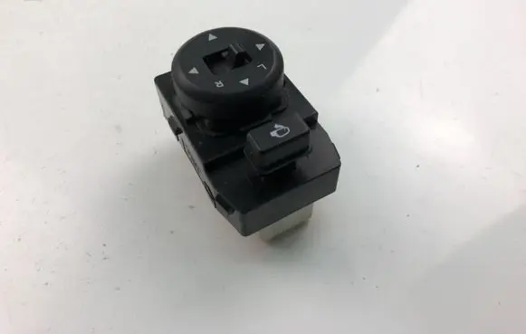 KIA Sorento Electric window control switch 202008898