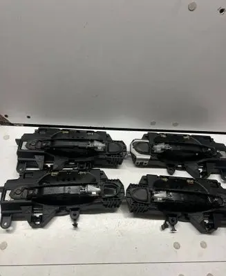 Audi A4 S4 B9 Front door exterior handle 8W0837205 PA66G50