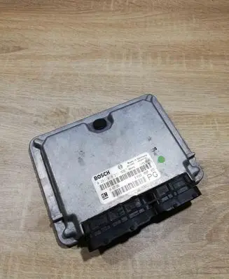 Opel Vectra B Engine control unit/module ECU 0281010271 24417196