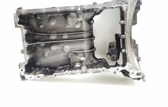 Mercedes-Benz E W211 Oil sump 6420140002