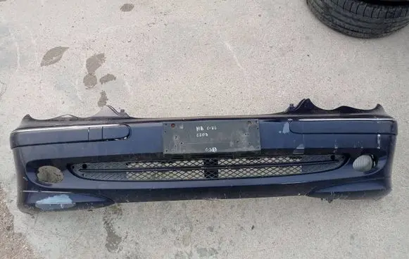 Mercedes-Benz C W203 Front bumper