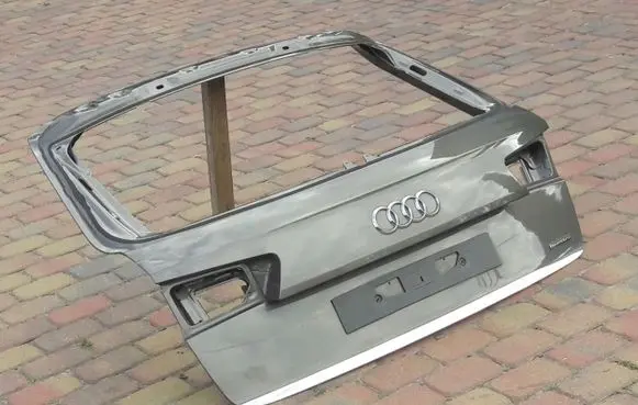 Audi A6 C7 Tailgate/trunk/boot lid 4G9827631 4G98276314G9827632
