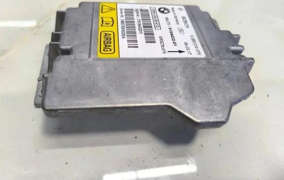 BMW 1 E81 E87 Airbag control unit/module 9184432 0285010070 319184432011
