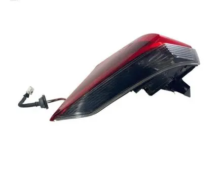 Nissan Rogue Rear/tail lights 18048231