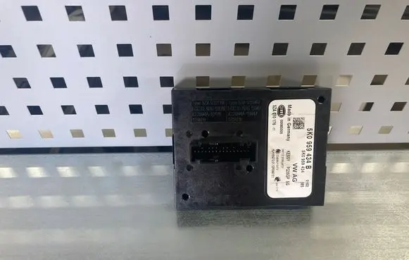 Keyless (KESSY) go control unit/module