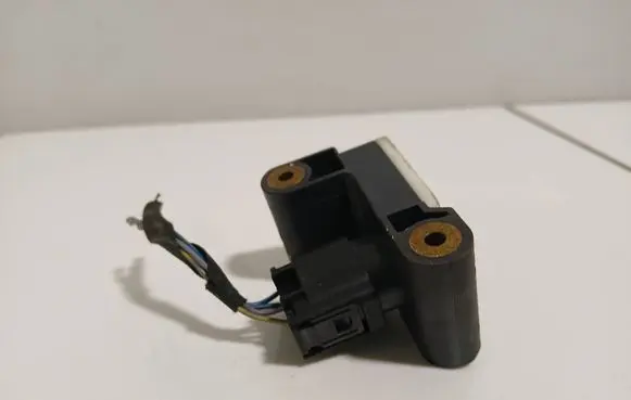 BMW 1 E81 E87 Airbag deployment crash/impact sensor 6911003 3105056577 0285003900