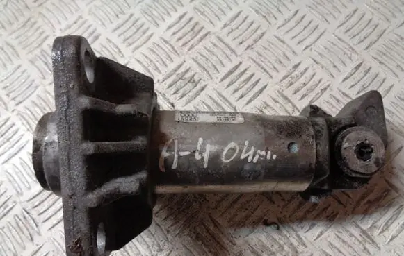 Audi A4 S4 B6 8E 8H Front bumper shock/impact absorber 8E0807133B