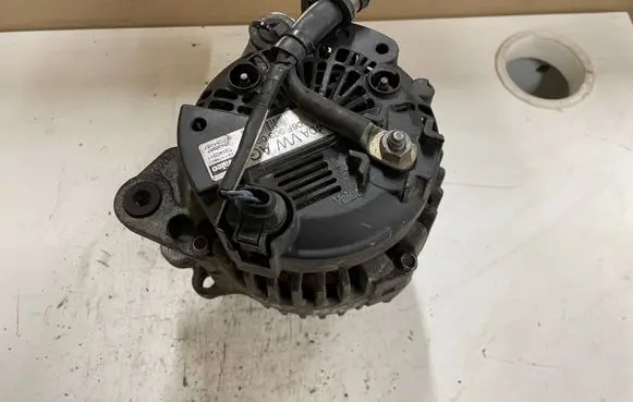 Audi A6 S6 C6 4F Generator/alternator 06F903023C 2542695F 407054287
