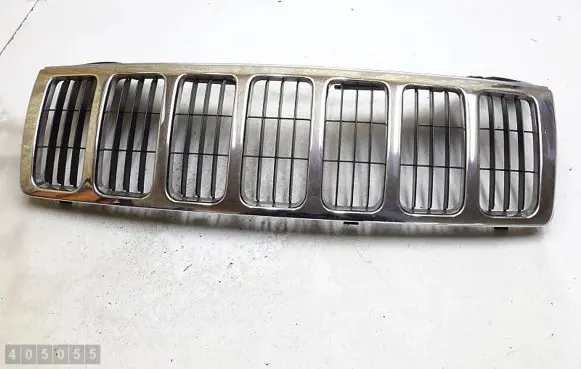 Jeep Grand Cherokee (WK) Front grill 82209206