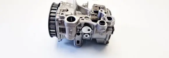 Volkswagen PASSAT B8 Oil pump 04L145208K 201200150 04L115263B