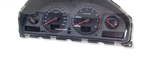 Volvo V70 Speedometer (instrument cluster) 9499668