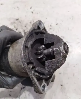 Alfa Romeo 156 Starter motor