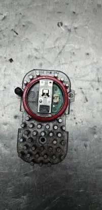 BMW 4 F32 F33 LED ballast control module 1305715084