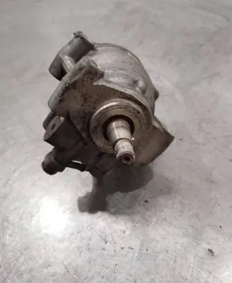 Renault Megane III Fuel injection high pressure pump 8201121521 167003608R 0297660EDE