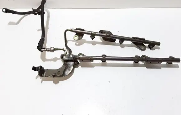 Nissan Quest Fuel main line pipe