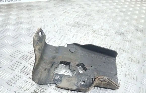 Volvo XC90 Other engine bay part