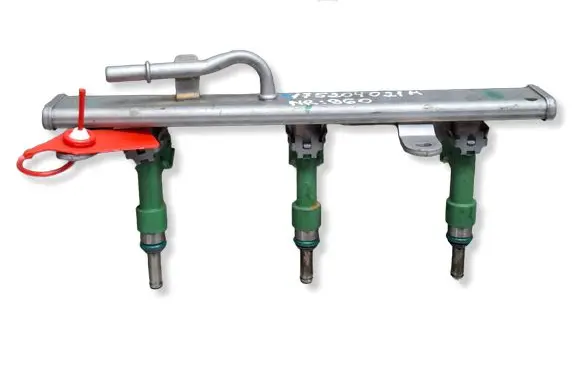 Renault Captur II Fuel injector S26312960 166008494R