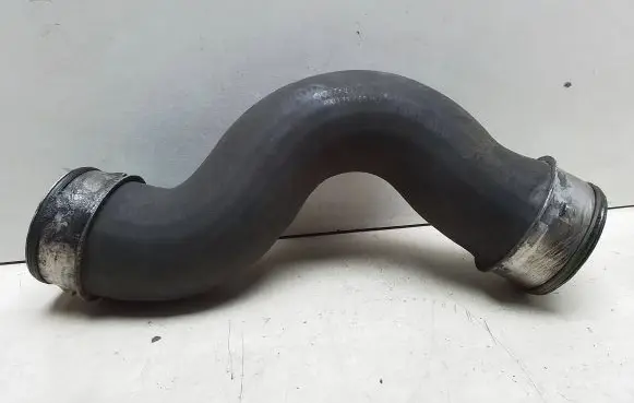 Volkswagen PASSAT B6 Intercooler hose/pipe 3C0145832