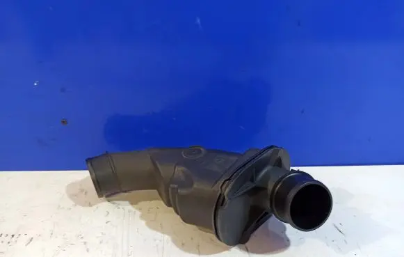 Volvo S80 Intake resonator 30778734