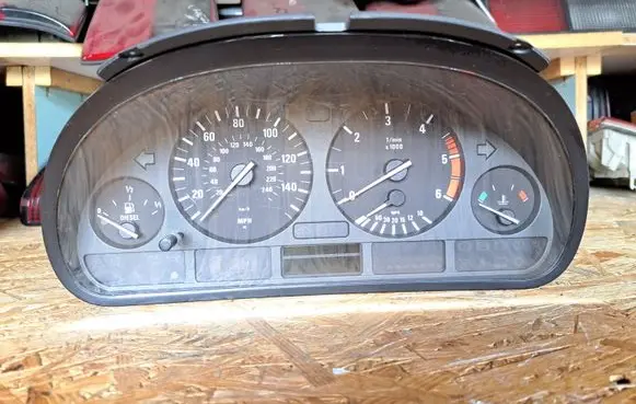 BMW 5 E39 Speedometer (instrument cluster) 62116903802 6903802 110008735092