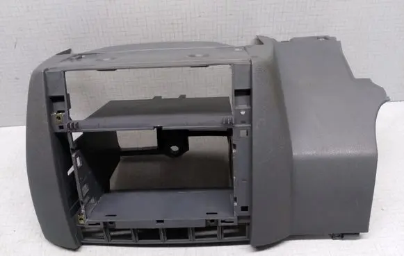 Skoda Fabia Mk1 (6Y) Dashboard center trim panel 6Y1858089A 046066