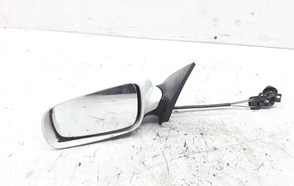Skoda Fabia Mk1 (6Y) Manual wing mirror E8012658