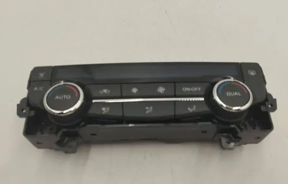 Nissan Qashqai Climate control unit 275004EA0A 201619 T907770D