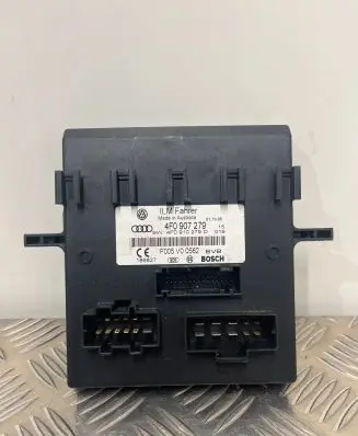 Audi A6 S6 C6 4F Comfort/convenience module 4F0907279 F005V00562